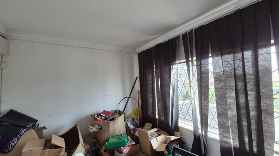 10 Bedroom Property for Sale in Malvern KwaZulu-Natal