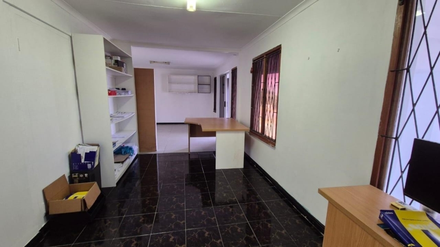 10 Bedroom Property for Sale in Malvern KwaZulu-Natal