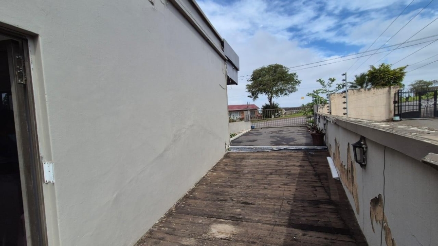 10 Bedroom Property for Sale in Malvern KwaZulu-Natal