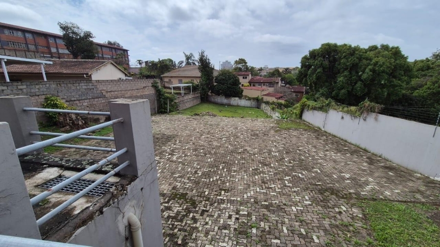 10 Bedroom Property for Sale in Malvern KwaZulu-Natal