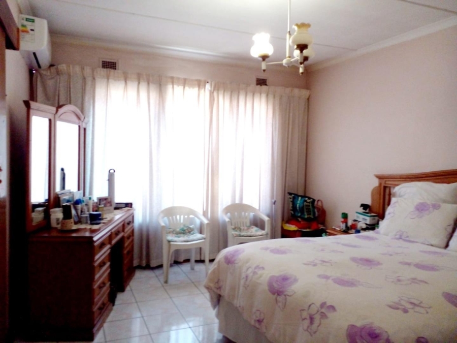 4 Bedroom Property for Sale in Shallcross KwaZulu-Natal
