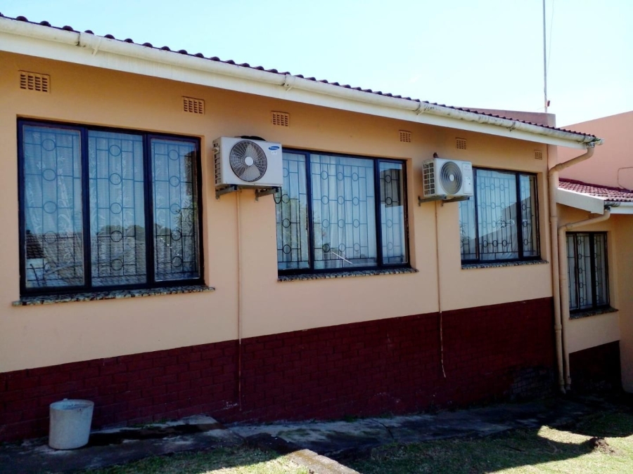 4 Bedroom Property for Sale in Shallcross KwaZulu-Natal