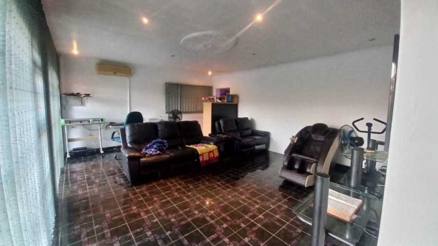 4 Bedroom Property for Sale in Hillary KwaZulu-Natal