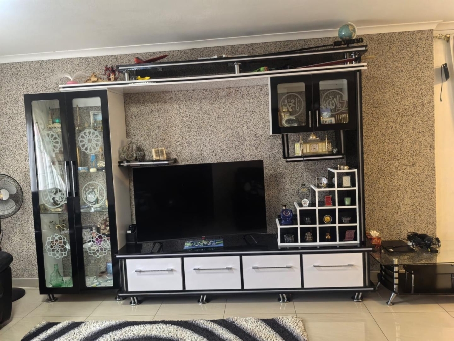 4 Bedroom Property for Sale in Shallcross KwaZulu-Natal