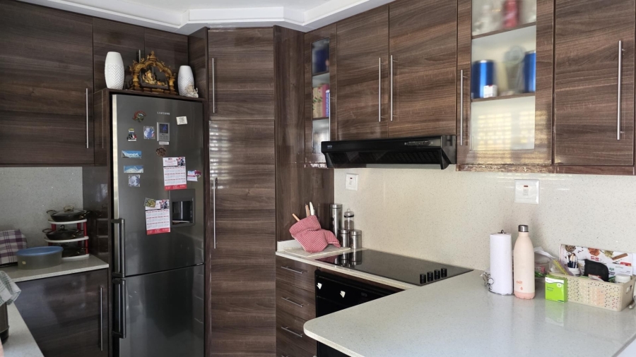 3 Bedroom Property for Sale in Arena Park KwaZulu-Natal