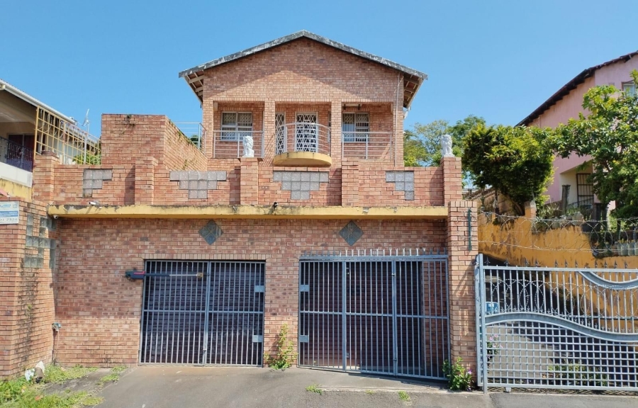3 Bedroom Property for Sale in Arena Park KwaZulu-Natal