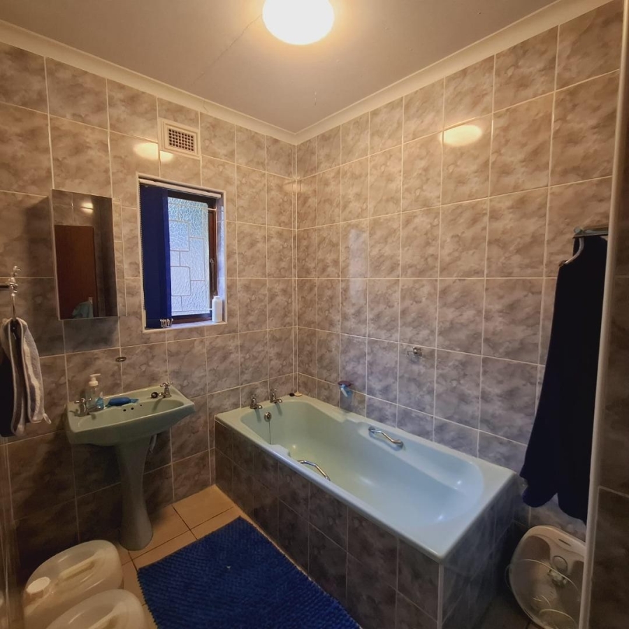 3 Bedroom Property for Sale in Bellair KwaZulu-Natal