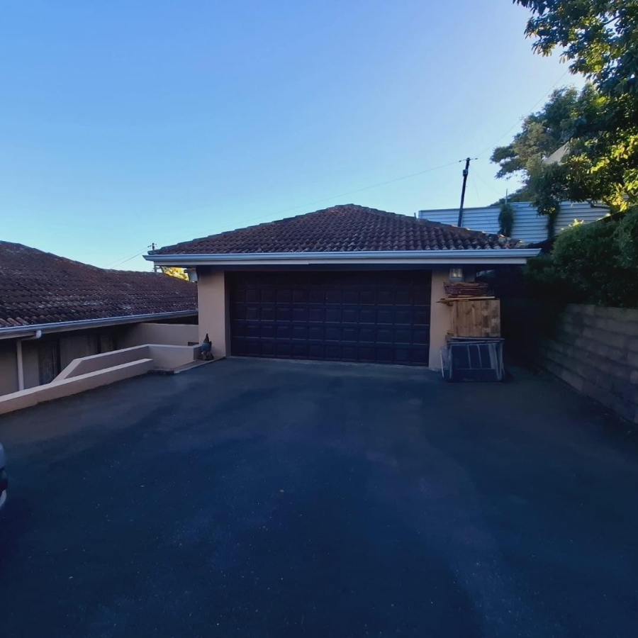 3 Bedroom Property for Sale in Bellair KwaZulu-Natal
