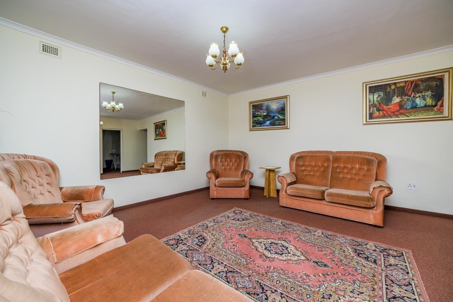 4 Bedroom Property for Sale in Havenside KwaZulu-Natal