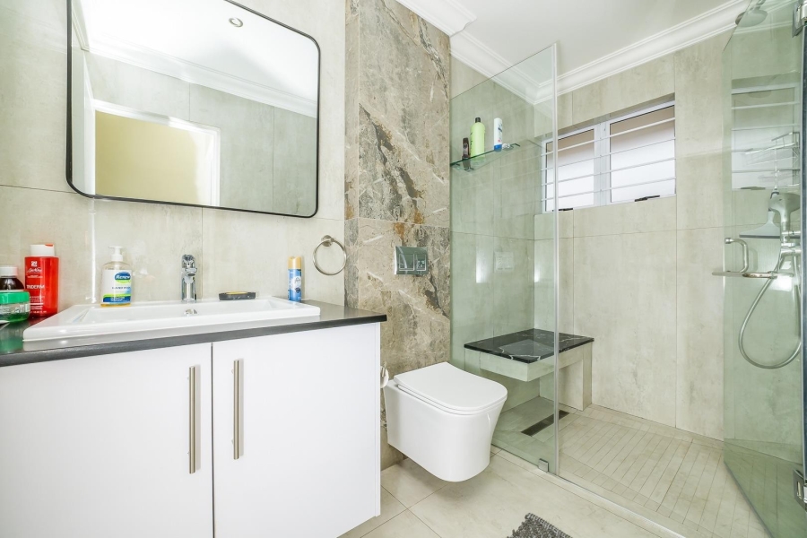 4 Bedroom Property for Sale in Havenside KwaZulu-Natal