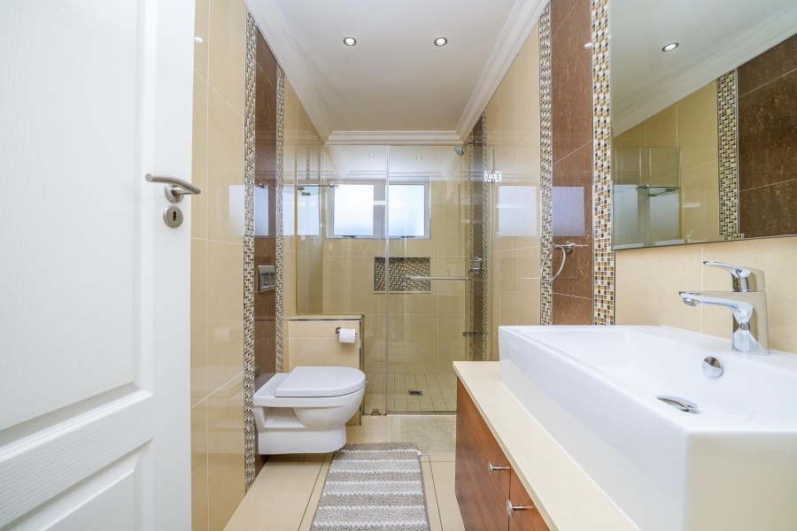 4 Bedroom Property for Sale in Havenside KwaZulu-Natal