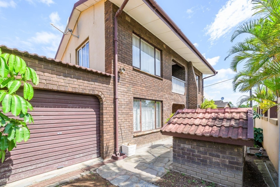 4 Bedroom Property for Sale in Havenside KwaZulu-Natal