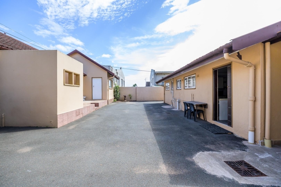4 Bedroom Property for Sale in Havenside KwaZulu-Natal