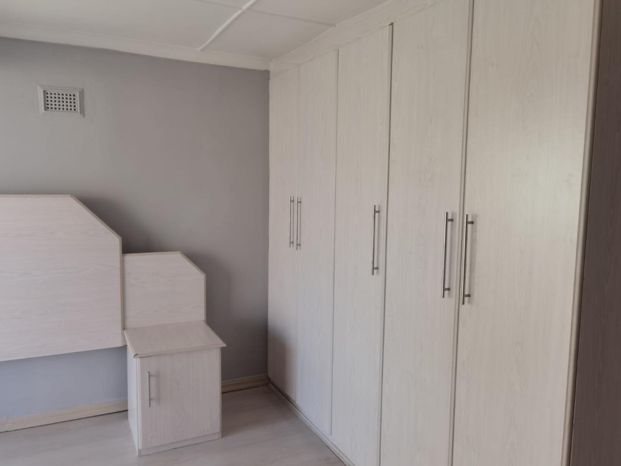 3 Bedroom Property for Sale in Woodhurst KwaZulu-Natal