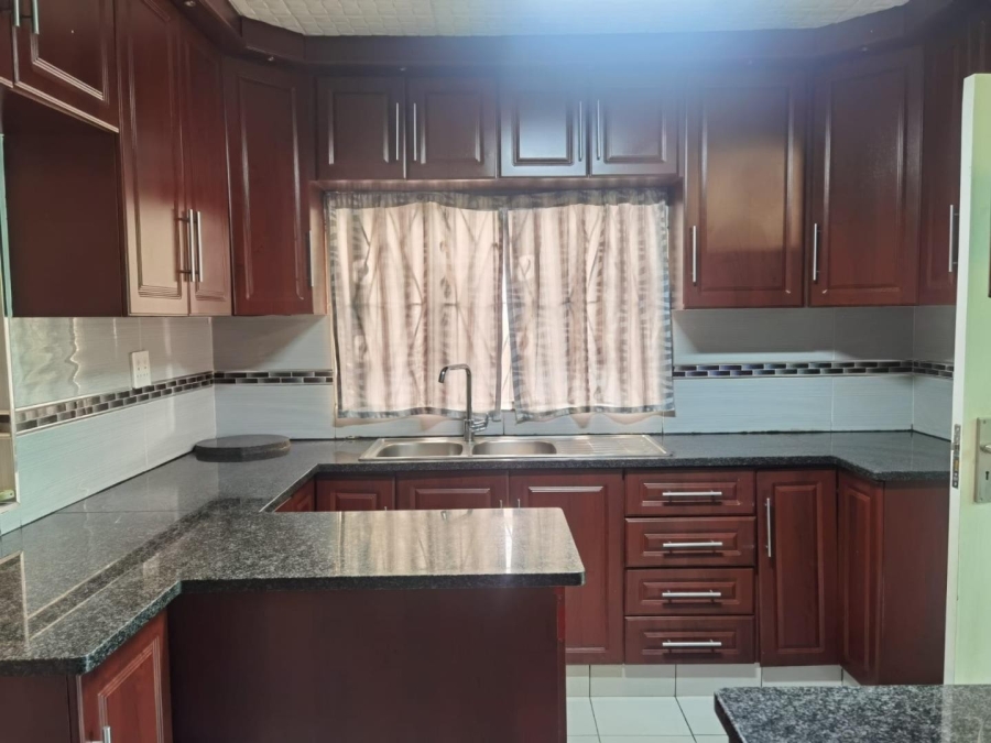 3 Bedroom Property for Sale in Woodhurst KwaZulu-Natal