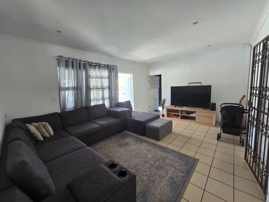 6 Bedroom Property for Sale in Malvern KwaZulu-Natal