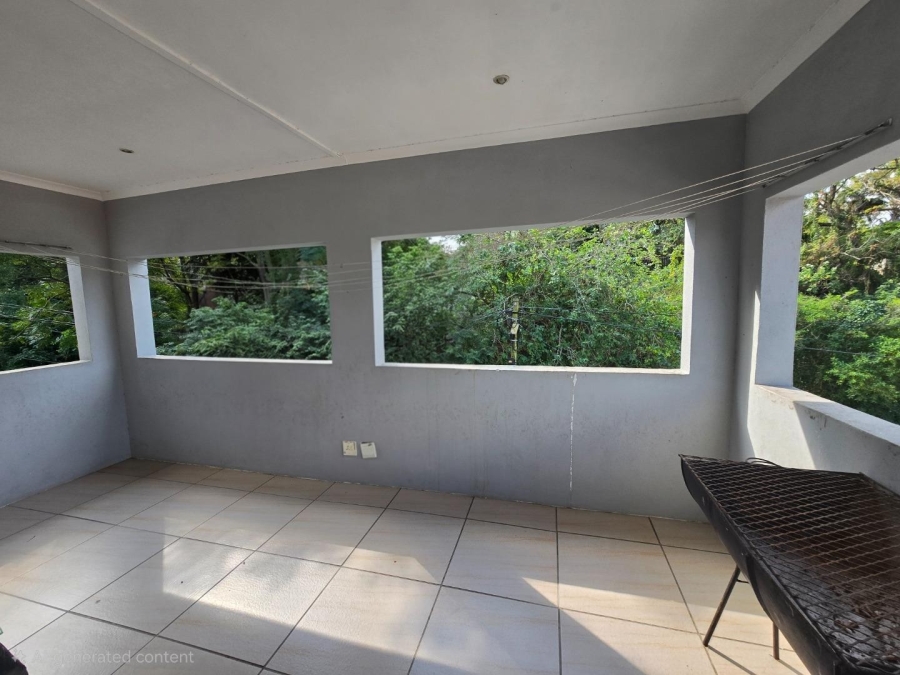 6 Bedroom Property for Sale in Malvern KwaZulu-Natal