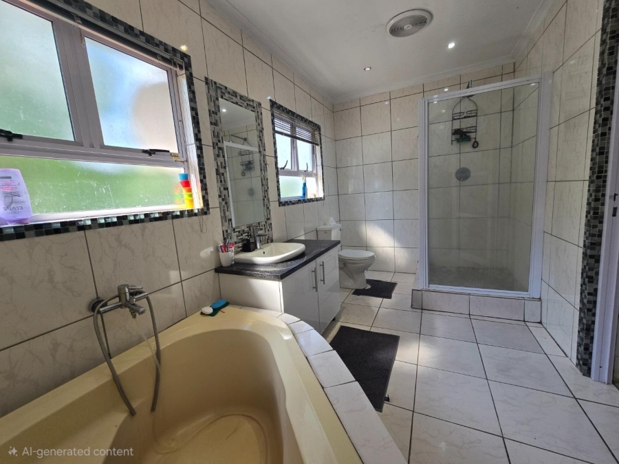 6 Bedroom Property for Sale in Malvern KwaZulu-Natal