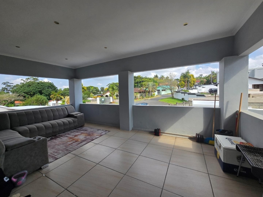 6 Bedroom Property for Sale in Malvern KwaZulu-Natal