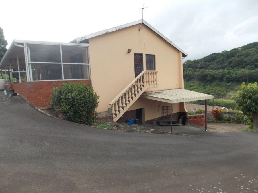 5 Bedroom Property for Sale in Kharwastan KwaZulu-Natal