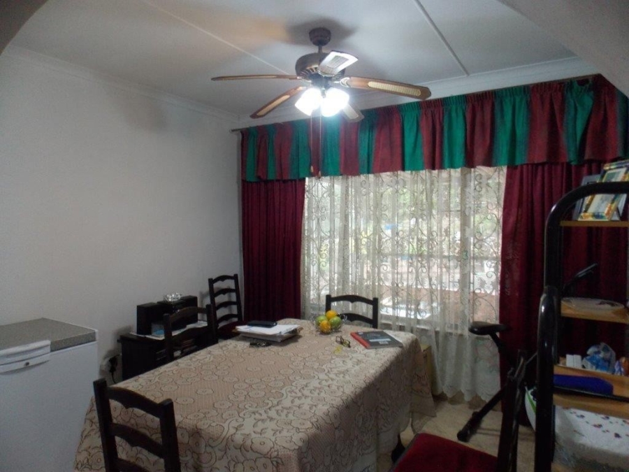 5 Bedroom Property for Sale in Kharwastan KwaZulu-Natal