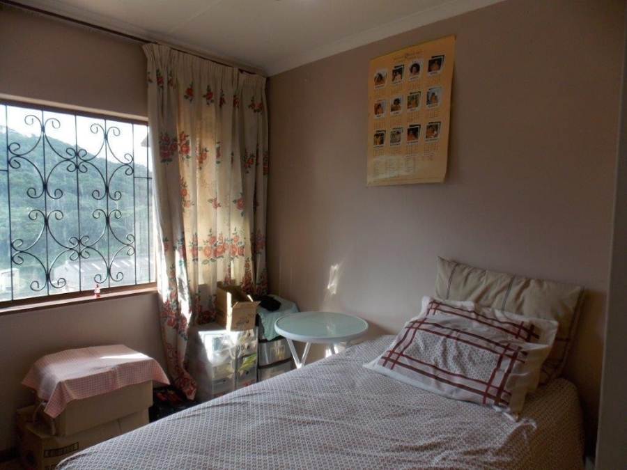 5 Bedroom Property for Sale in Kharwastan KwaZulu-Natal