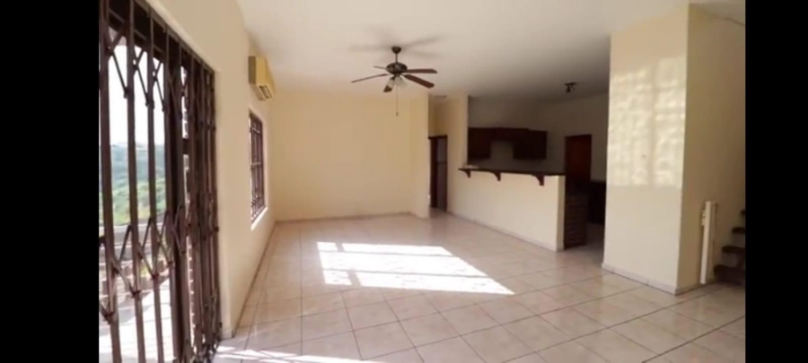 5 Bedroom Property for Sale in Malvern KwaZulu-Natal