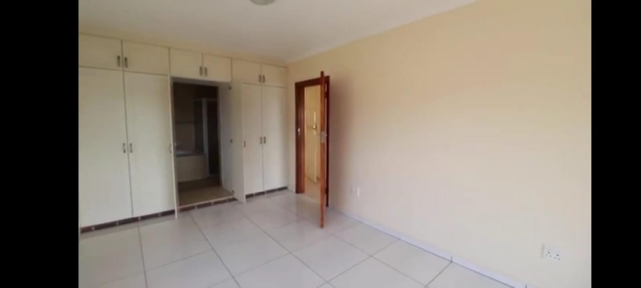5 Bedroom Property for Sale in Malvern KwaZulu-Natal