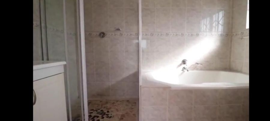 5 Bedroom Property for Sale in Malvern KwaZulu-Natal