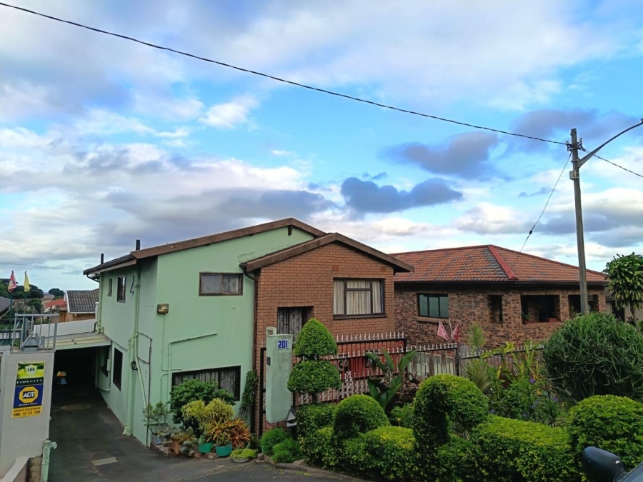 4 Bedroom Property for Sale in Shallcross KwaZulu-Natal