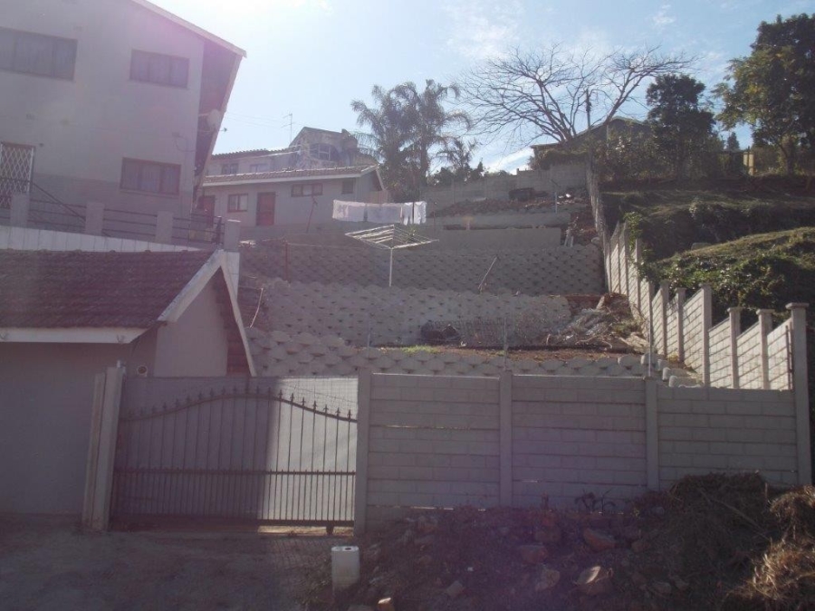 5 Bedroom Property for Sale in Kharwastan KwaZulu-Natal