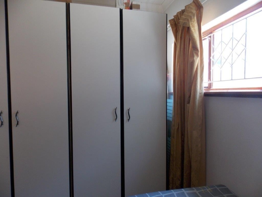 5 Bedroom Property for Sale in Kharwastan KwaZulu-Natal