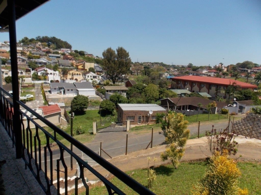 5 Bedroom Property for Sale in Kharwastan KwaZulu-Natal