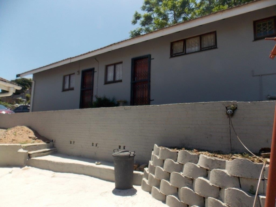 5 Bedroom Property for Sale in Kharwastan KwaZulu-Natal
