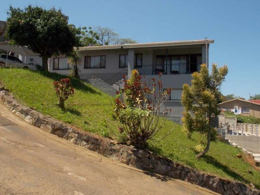 5 Bedroom Property for Sale in Kharwastan KwaZulu-Natal