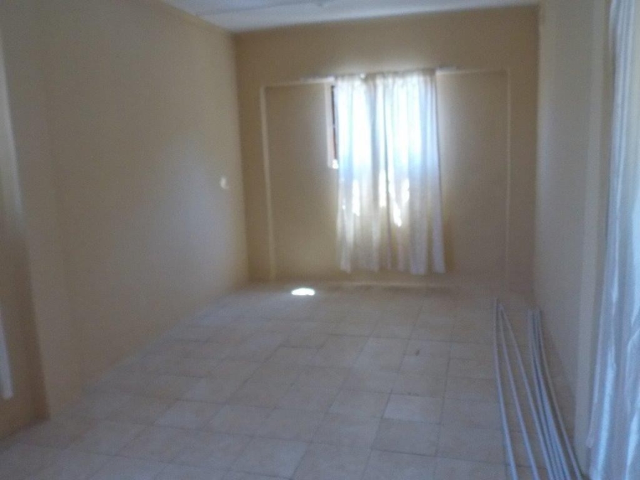 5 Bedroom Property for Sale in Kharwastan KwaZulu-Natal