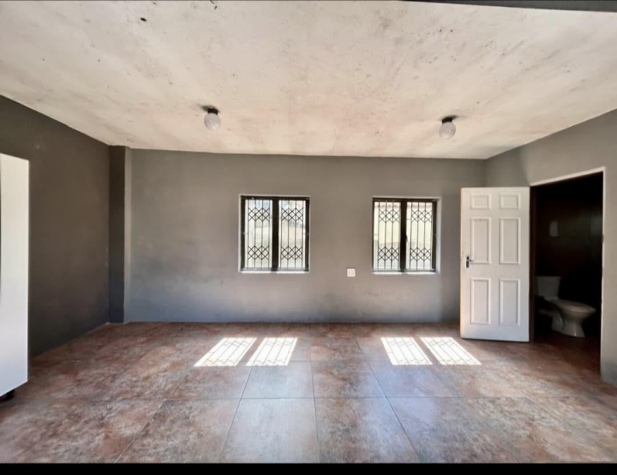 8 Bedroom Property for Sale in Bellair KwaZulu-Natal