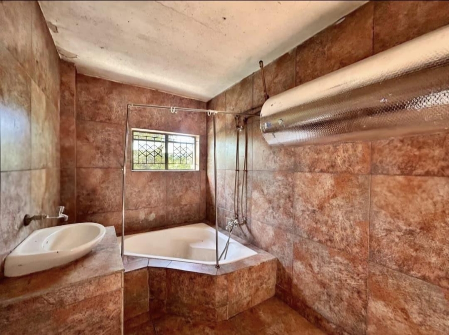 8 Bedroom Property for Sale in Bellair KwaZulu-Natal