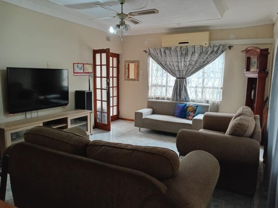 3 Bedroom Property for Sale in Shallcross KwaZulu-Natal