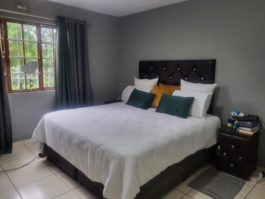 3 Bedroom Property for Sale in Queensburgh KwaZulu-Natal