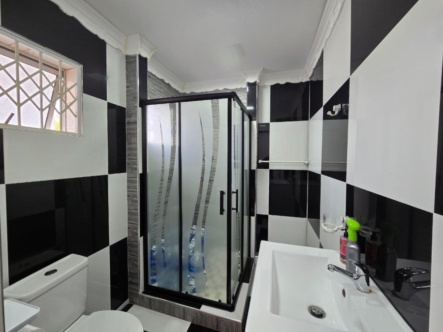 4 Bedroom Property for Sale in Escombe KwaZulu-Natal