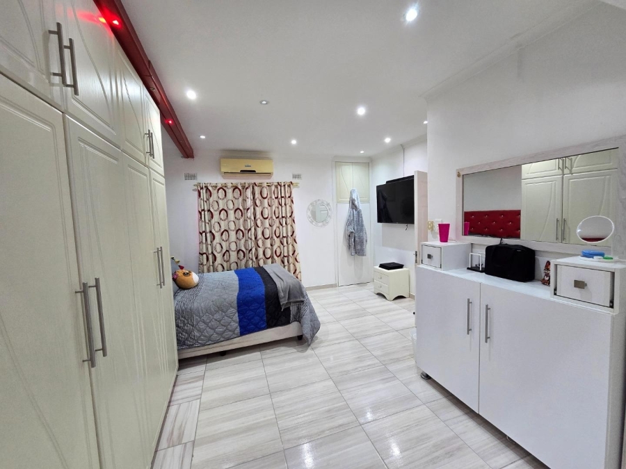 4 Bedroom Property for Sale in Escombe KwaZulu-Natal