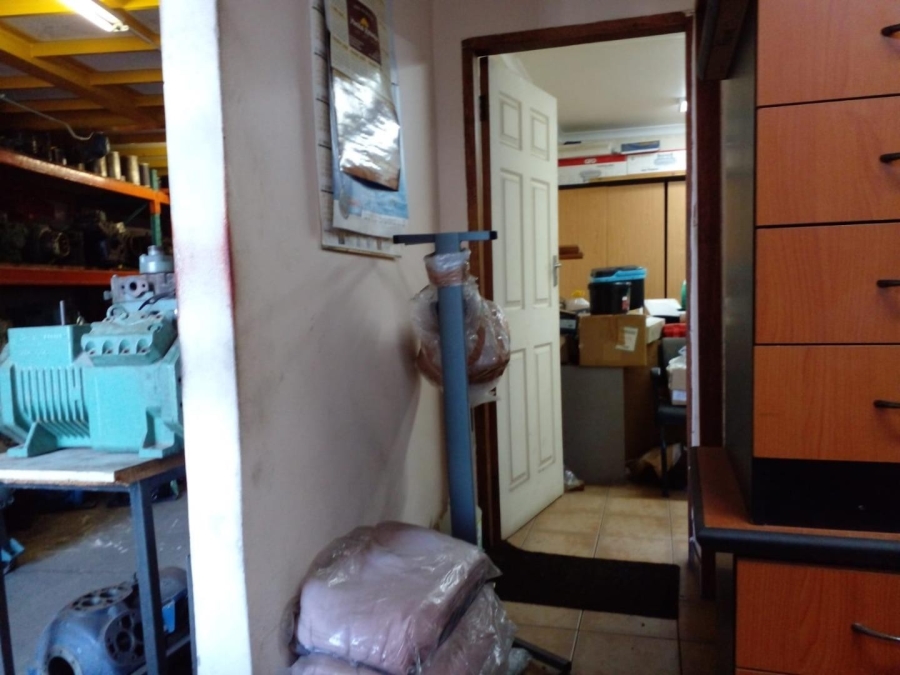 Commercial Property for Sale in Queensmead Industria KwaZulu-Natal