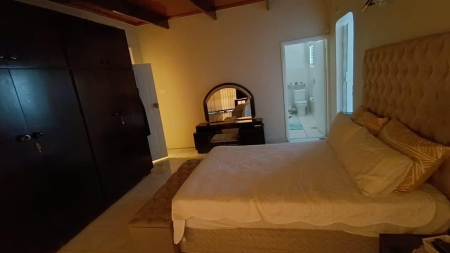 5 Bedroom Property for Sale in Silverglen KwaZulu-Natal
