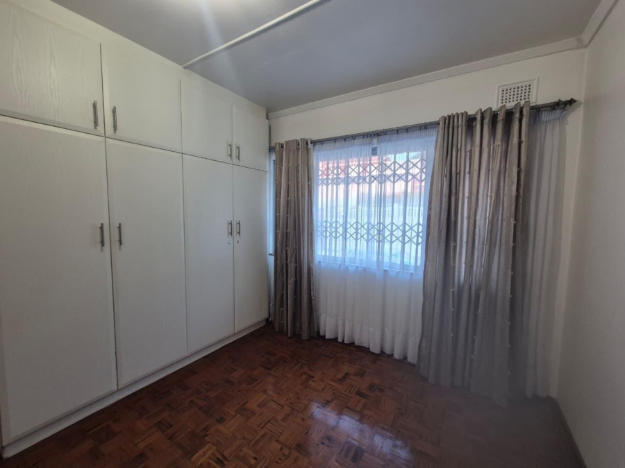 4 Bedroom Property for Sale in Kharwastan KwaZulu-Natal