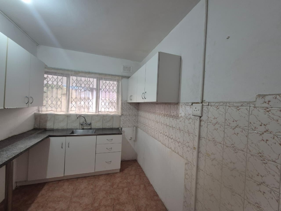 4 Bedroom Property for Sale in Kharwastan KwaZulu-Natal