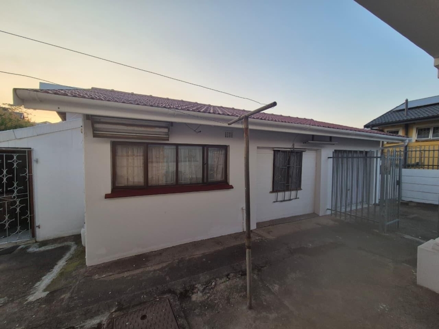 4 Bedroom Property for Sale in Kharwastan KwaZulu-Natal