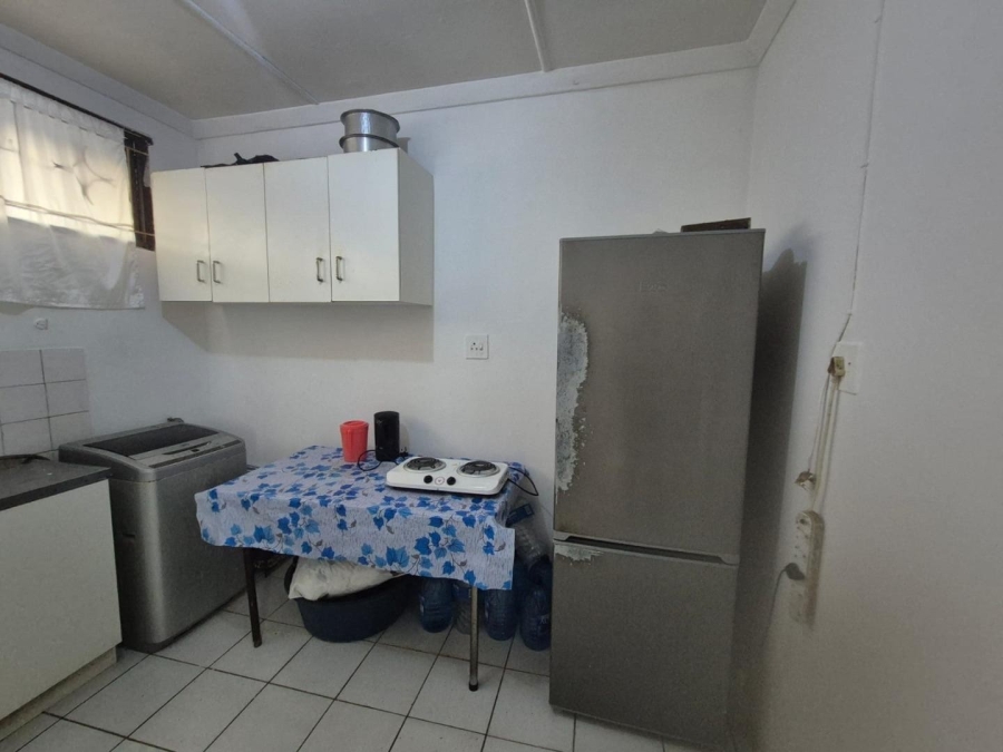 4 Bedroom Property for Sale in Kharwastan KwaZulu-Natal