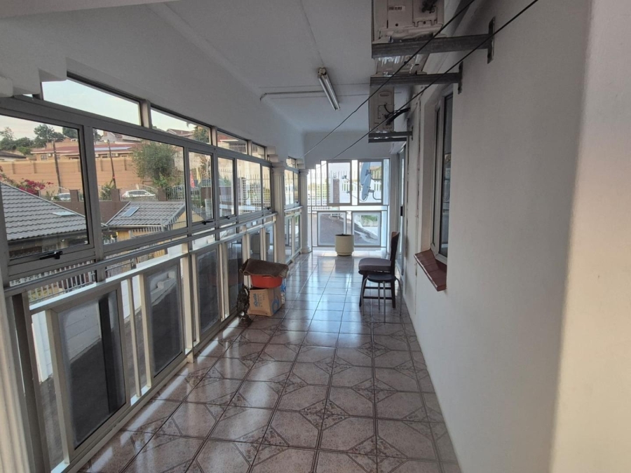 4 Bedroom Property for Sale in Kharwastan KwaZulu-Natal