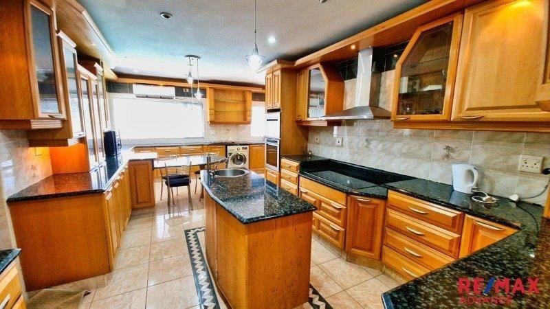 6 Bedroom Property for Sale in Umhlatuzana KwaZulu-Natal